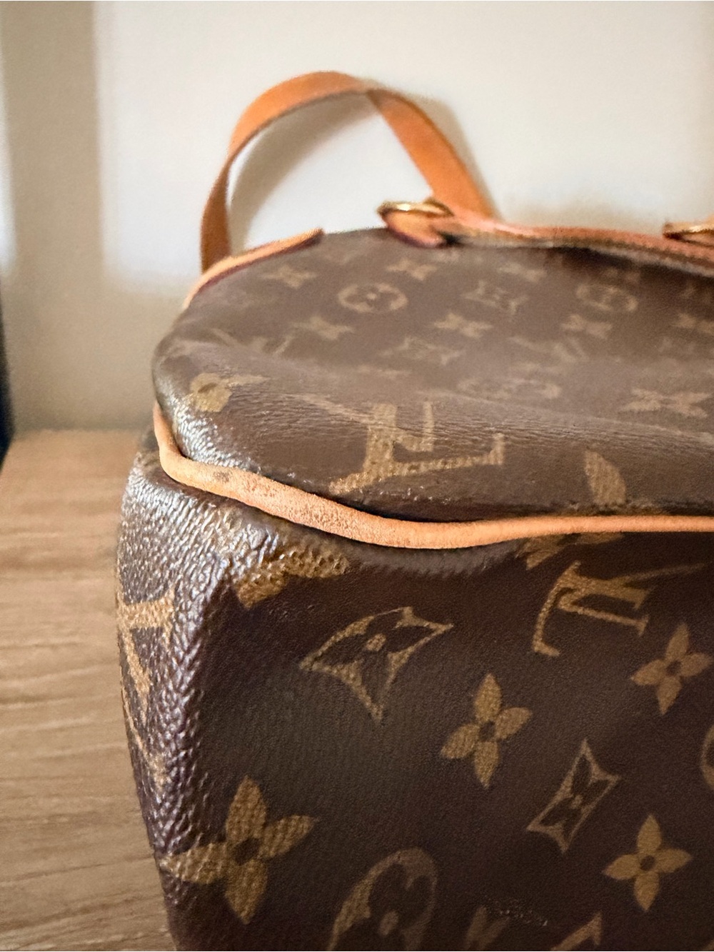Louis Vuitton Monogram Batignolles Horizontal Tote Handbag - Picture 9 of 14